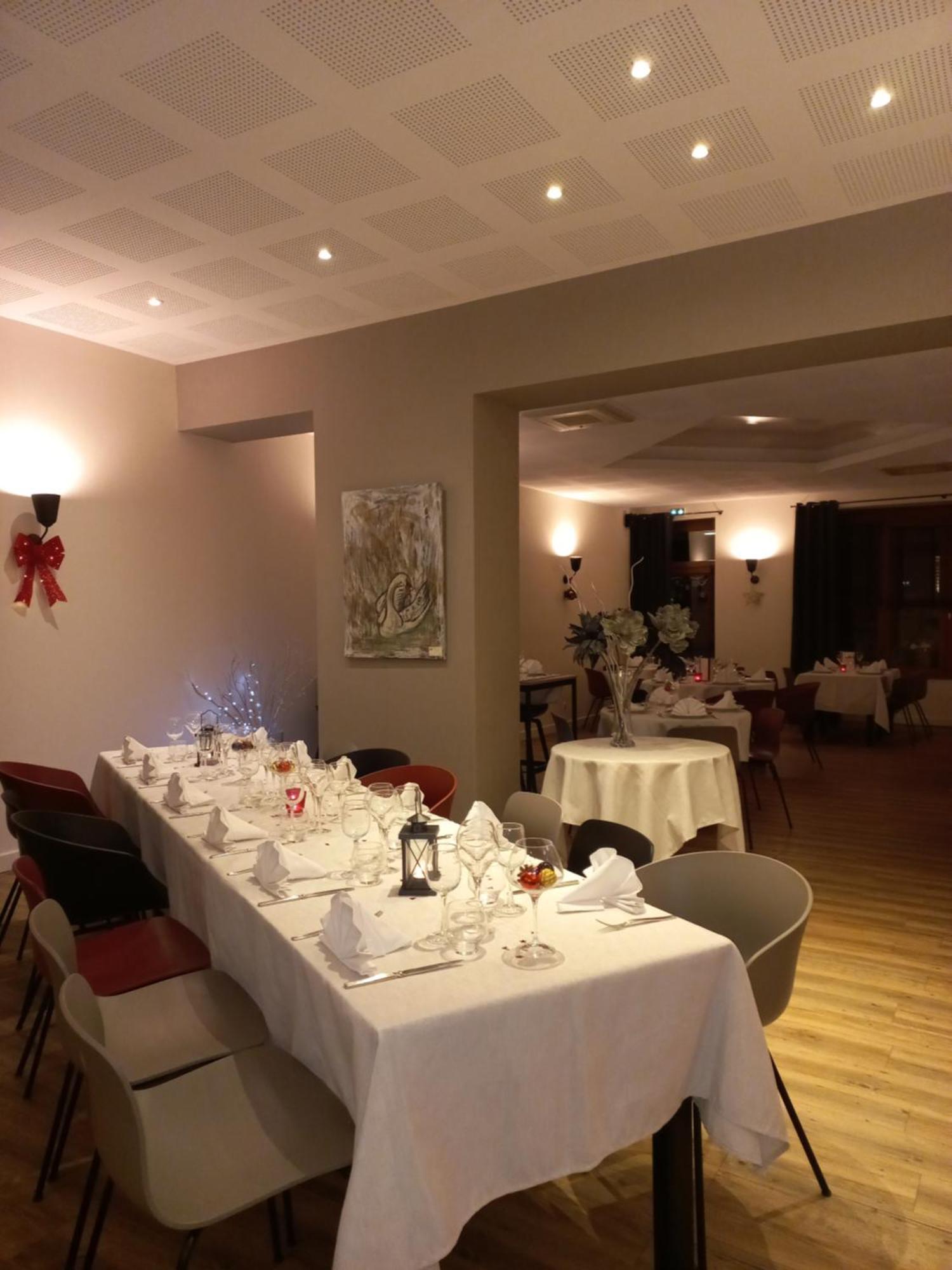 Hotel Restaurant De La Poste Saint-Just-en-Chevalet Экстерьер фото